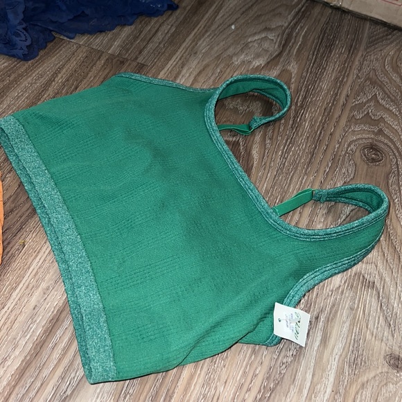 ☘️Aerie green seamless heather sport bra - Picture 4 of 8